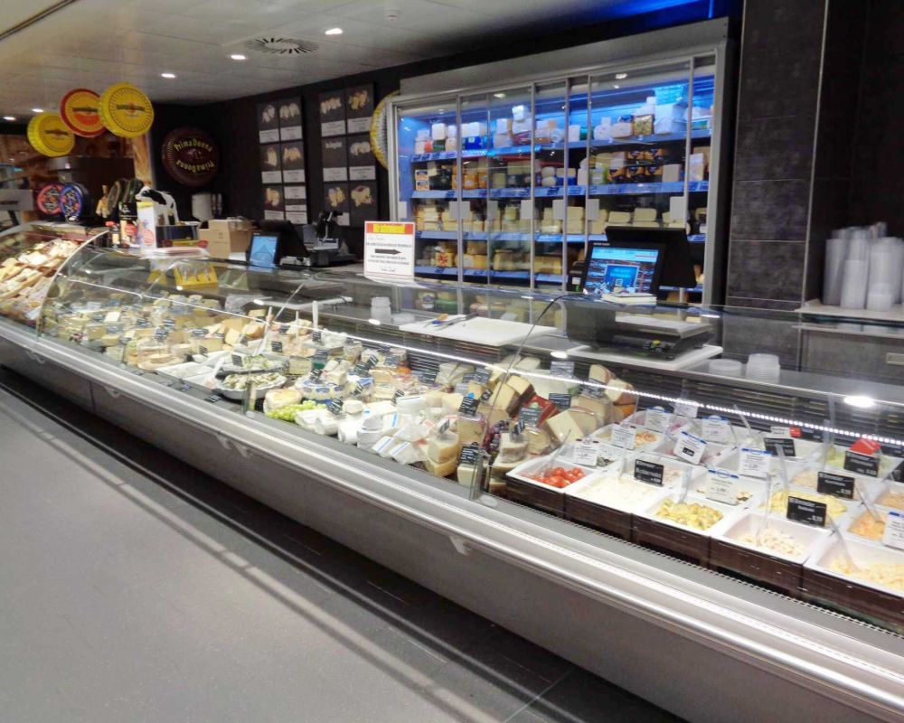 Käsetheke in Bordesholm